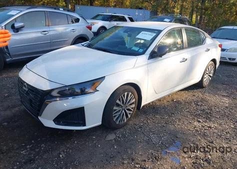 2024 Nissan Altima Sv Fwd z USA, uszkodzony, nr VIN 1N4BL4DV1RN315618